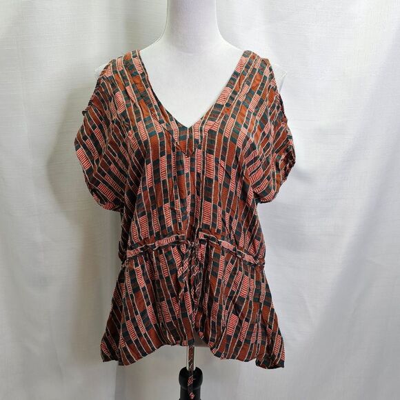 Anthropologie Waverly Grey Red Geometric Print Silk Cold Shoulder Top Size Mediu - Picture 1 of 10